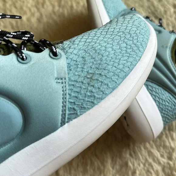 Nike Roshe Two SE Women EUC - Picture 14 of 15